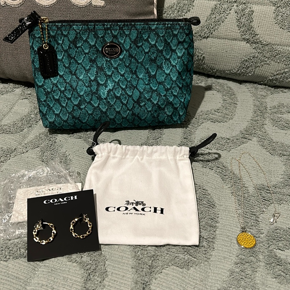 Coach bundle
